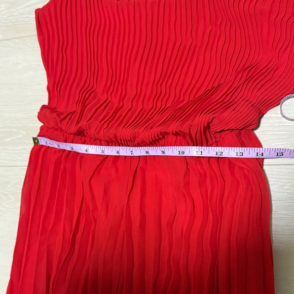 Meghan LA Scarlet Halter Pleated Wide Leg Jumpsuit NEW - Picture 4 of 6